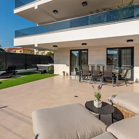 Appartement 2 Bedroom Gorgeous In *