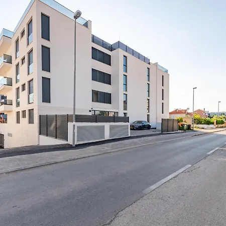 2 Bedroom Gorgeous In Apartman Zadar